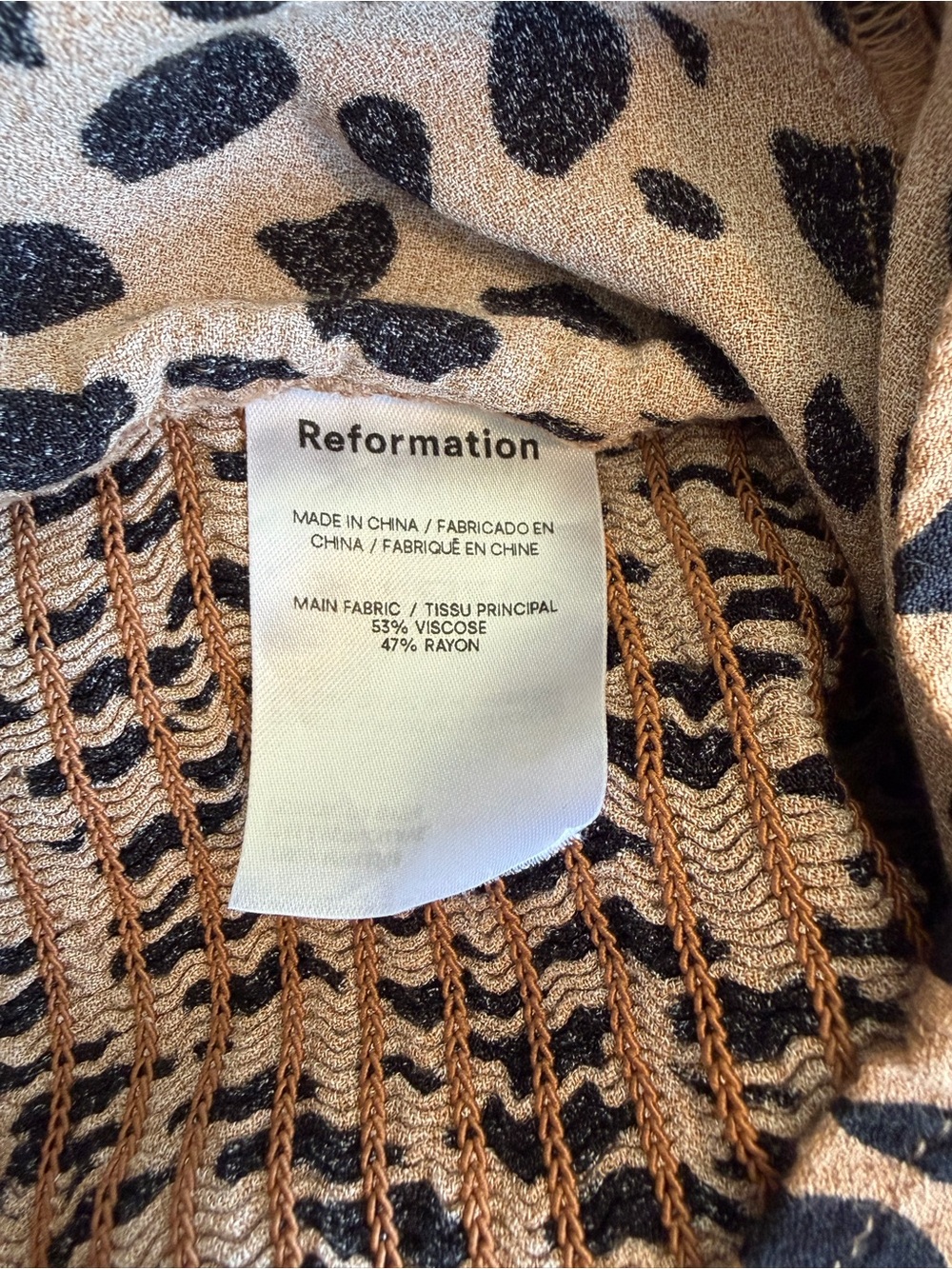 Reformation Reign Top Bobcat Animal Print Size 0 Tan Black Smocked - Picture 6 of 6